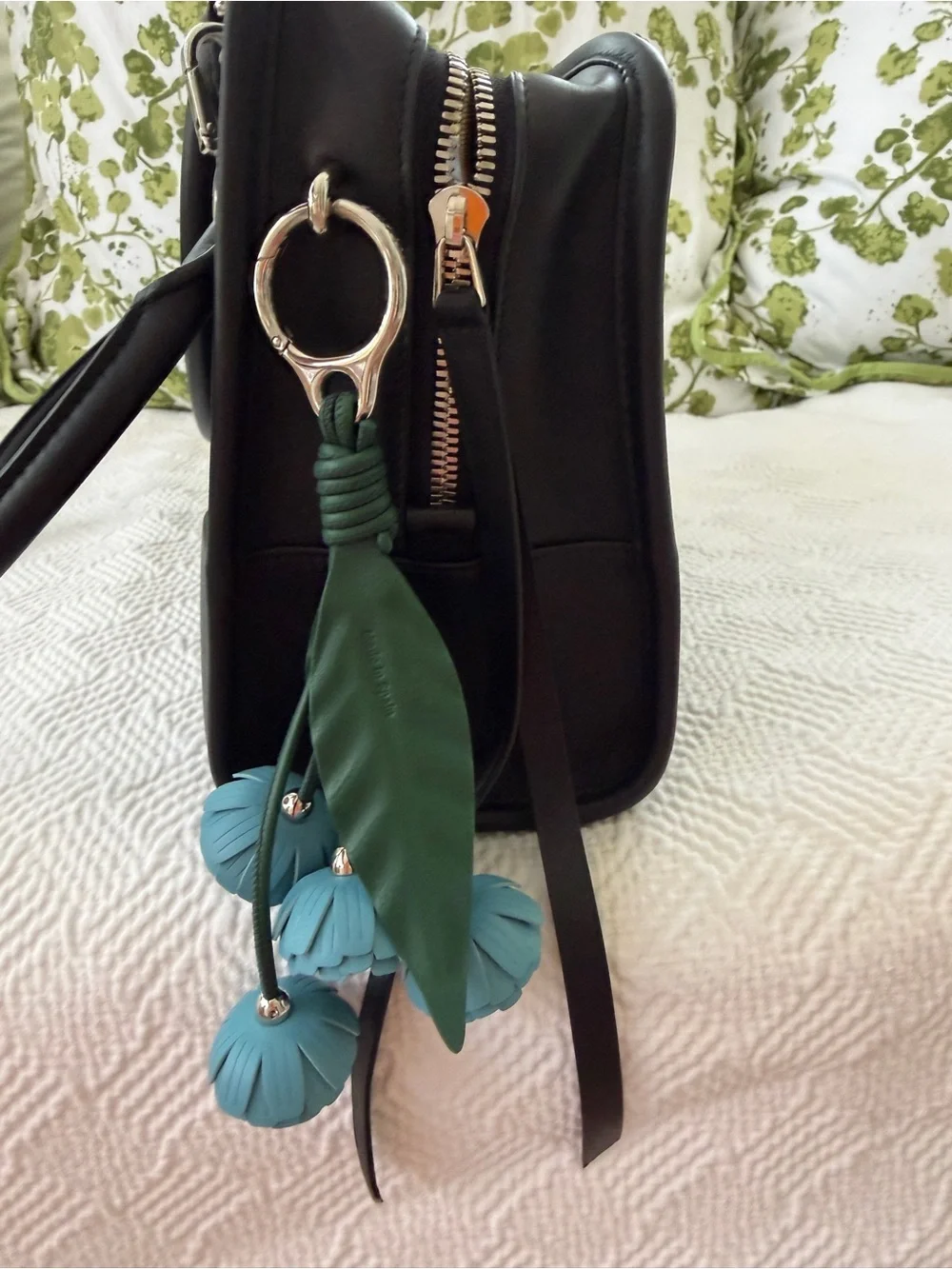 Loewe Flower charm in classic calfskin